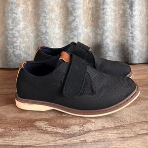 Max +Jake dress shoes kids